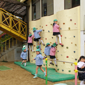 幼児用クライミング遊具