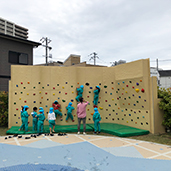 幼児用クライミング遊具　施工事例